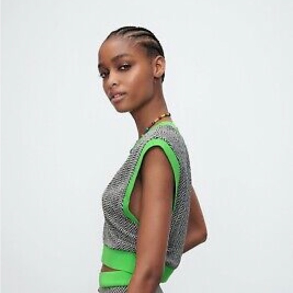 ZARA Cropped Sweater Vest s kelly green gingham tweed sweater sleeve less - Picture 9 of 10